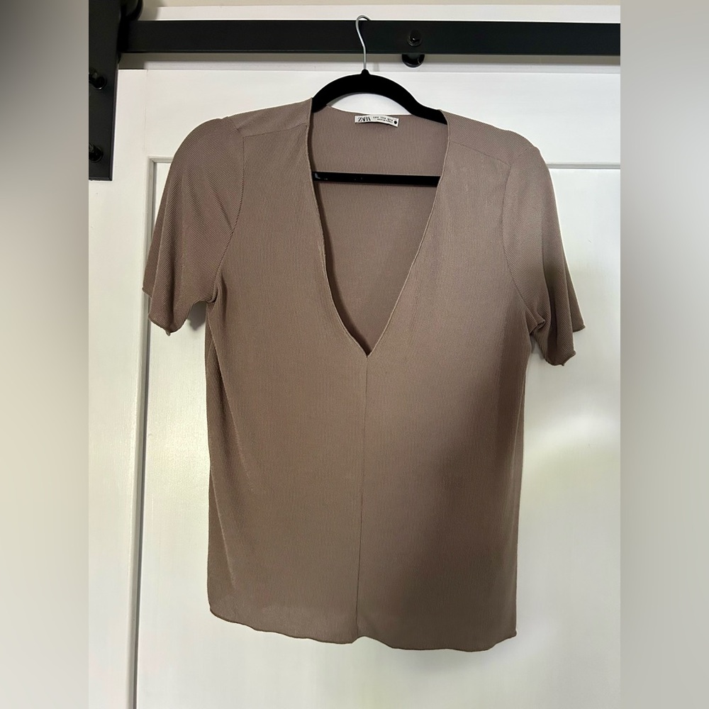 Zara Tan V-Neck Women's Top